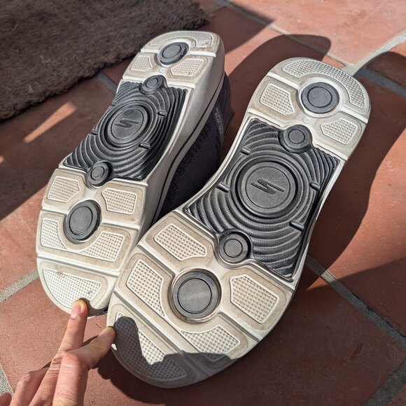 Skechers Go Walk Extra Wide Slip-Ins, size 12 - Picture 2 of 4